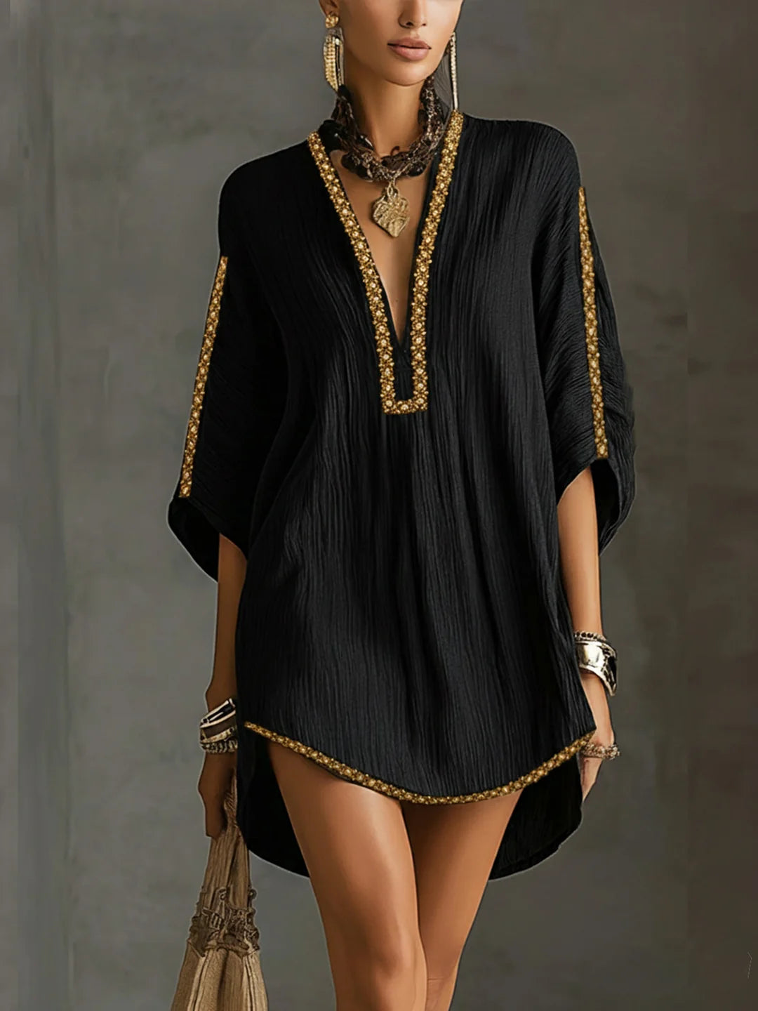 Aurora | Minivestido caftán negro con bordado dorado