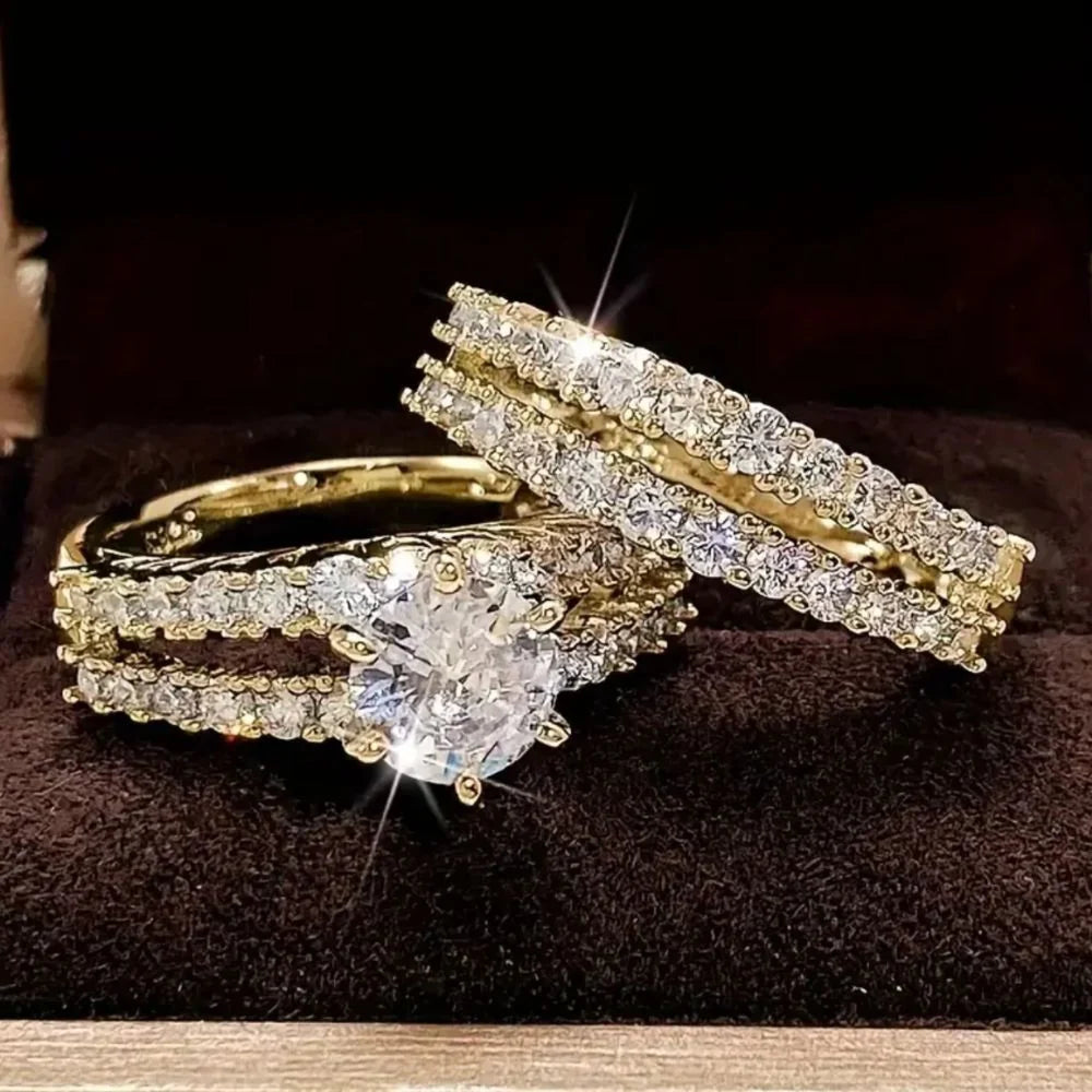 Victoria | Dúo de anillos con piedra central y banda de pavé