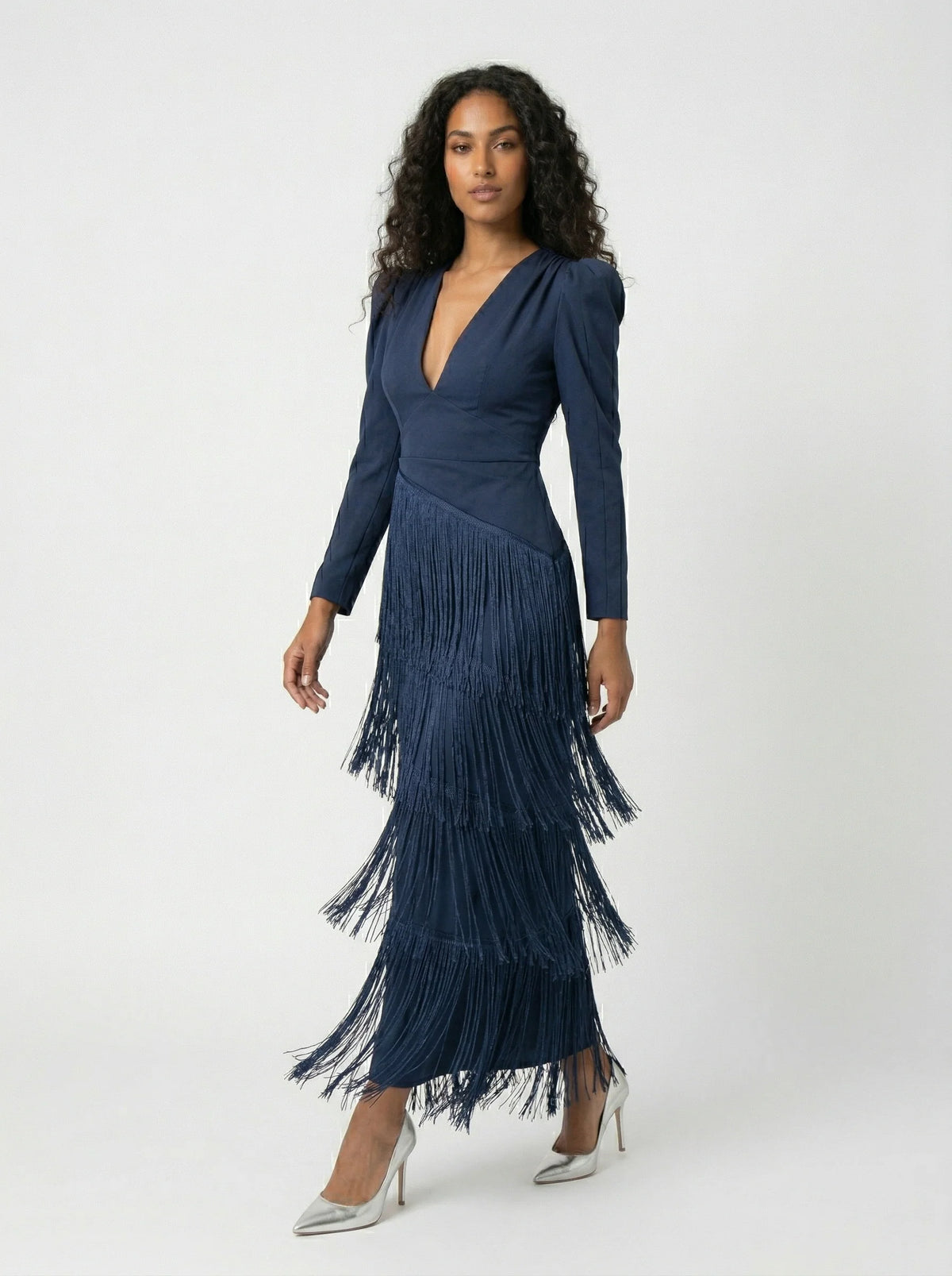Adriana | Vestido con flecos y escote en V