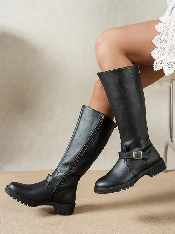 Sandra| Botas altas de piel con hebilla